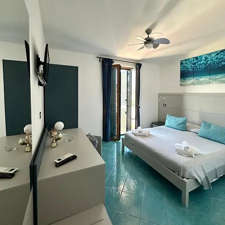 Belvedere Hotel-b&b Couette-café Palinuro