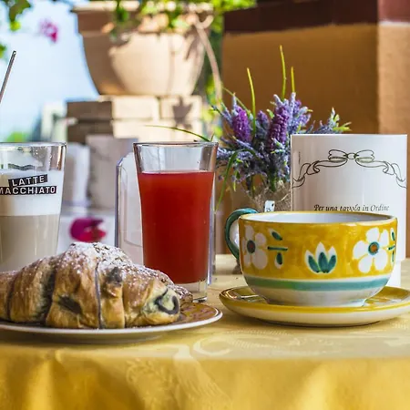 Belvedere Hotel-b&b Couette-café Palinuro